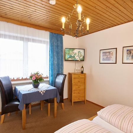 Hotel Alter Ziehbrunnen Bad Endorf Esterno foto