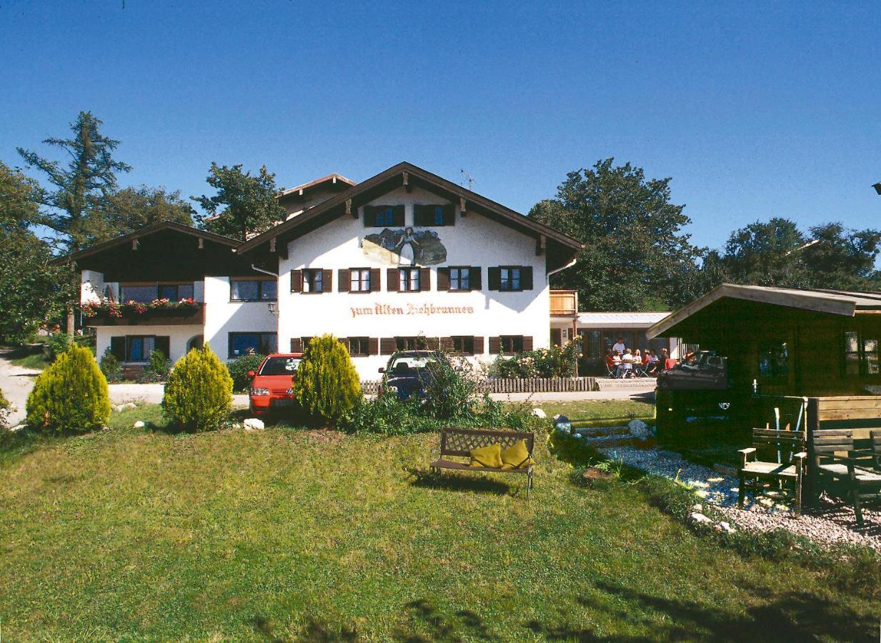 Hotel Alter Ziehbrunnen Bad Endorf Esterno foto
