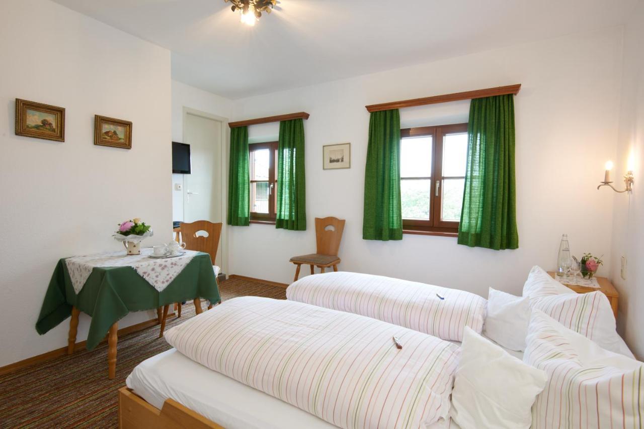 Hotel Alter Ziehbrunnen Bad Endorf Esterno foto